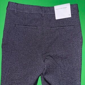 NWT LOFT The Sutton Skinny Pants- size 6